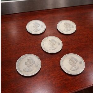 Royal Mint Queen Elizabeth II Silver Jubilee 1977 Commemorative Coins Set